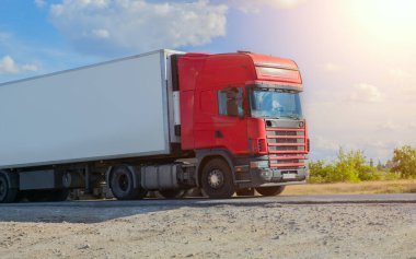 Taşımacılık kamyonu taşıma taşımacılığı