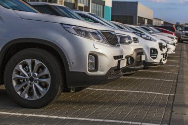 Satılık arabalar, hisse senedi satışı. Araba Satıcısı Envanteri