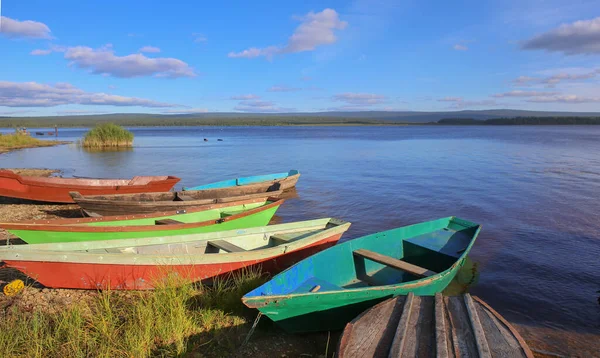 Рыбацкие Лодки Озере Летний День — стоковое фото