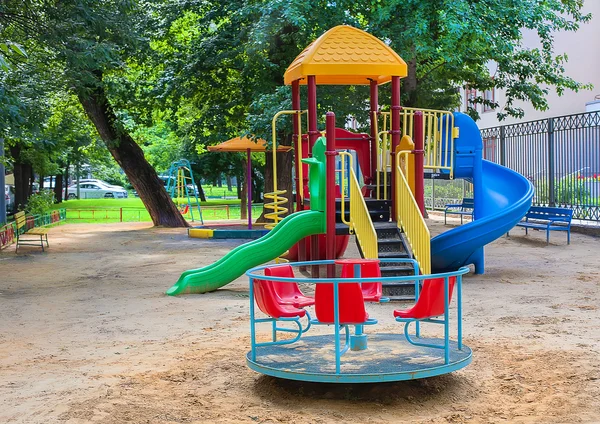 Parque infantil de jardín de infantes — Foto de Stock