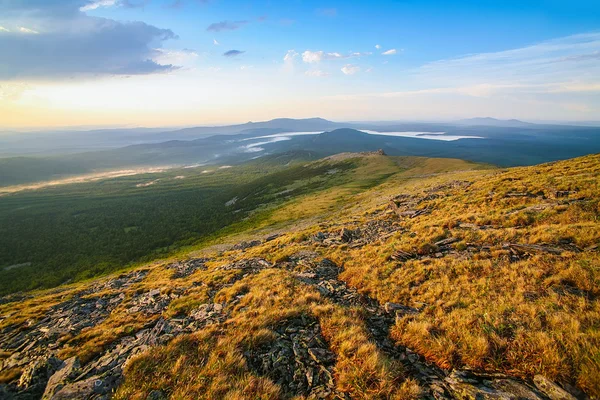 Vrcholu Mount Nurgush Ural, Rusko — Stock fotografie