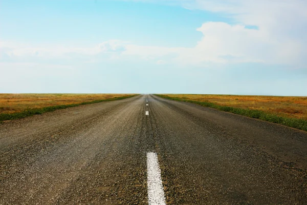 Strada mandata a distanza all'orizzonte — Foto Stock