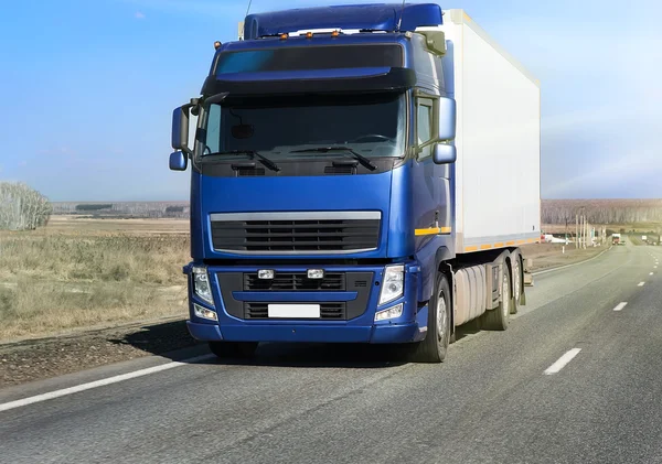 Truck on country highway — Stock Photo, Image