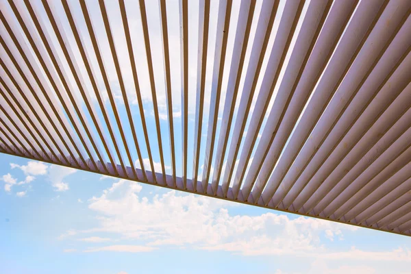 gölgelik ahşap seviyeleri