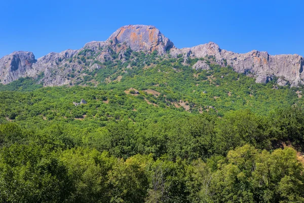 Crimea bel paesaggio di montagna — Foto Stock
