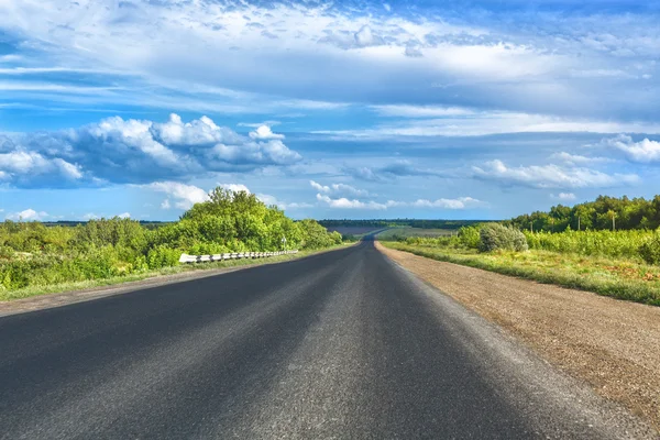 Landscape with road and sky — Stock Photo, Image