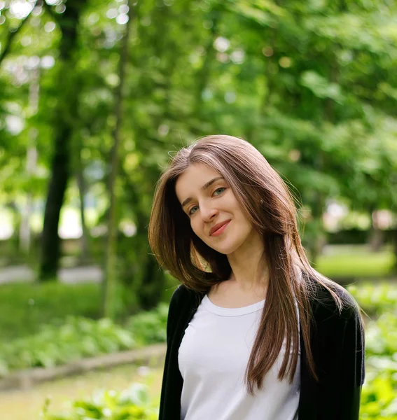 Chica bonita en Green Park — Foto de Stock