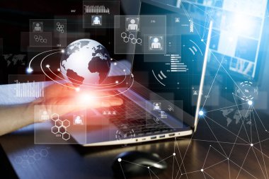 İnternet teknolojileri kavramı insanlar iş geçmişlerini birbirine bağlar. karışık ortam