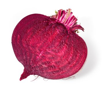 Taze pancar yarısı beyaz izole