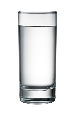 Su cam üzerinde beyaz izole. Kırpma yolu ile