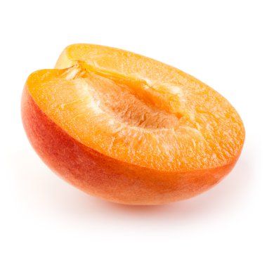 Kayısı beyaz zemin üzerine izole meyve parçası