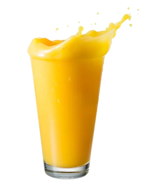 Jus d'orange. Plons in een glas, geïsoleerd op een witte achtergrond — Stockfoto