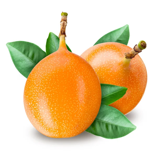 Passion fruit. Grenadilla isolated on white background — Stock Photo, Image