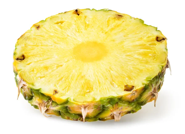 Ananasu kroužek izolovaných na bílém pozadí. — Stock fotografie