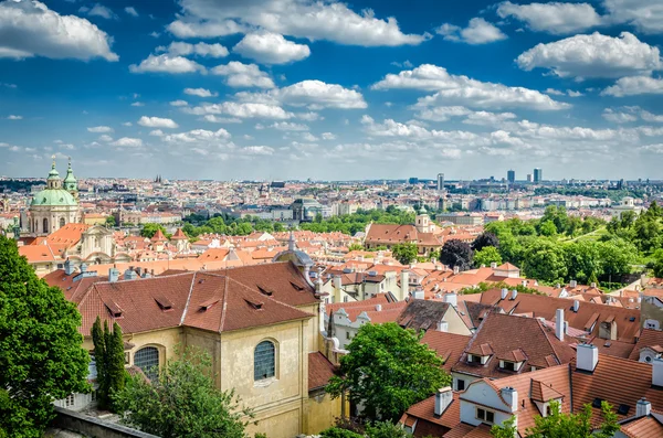 Bästa utsikt över stadens silhuett i Prag — Stockfoto