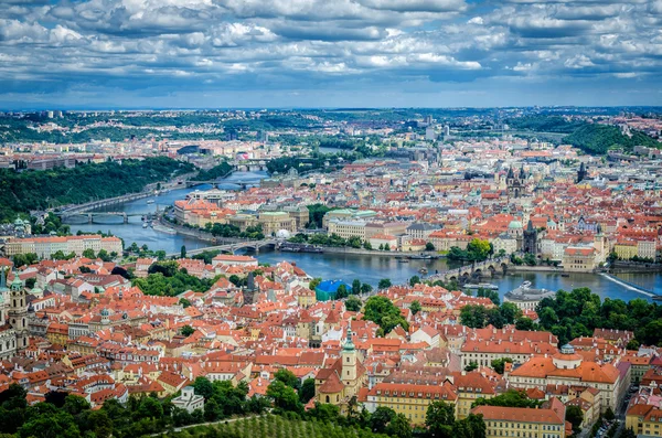 Vista dall'alto dello skyline di Praga — Foto Stock