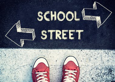 Okul ya da sokak