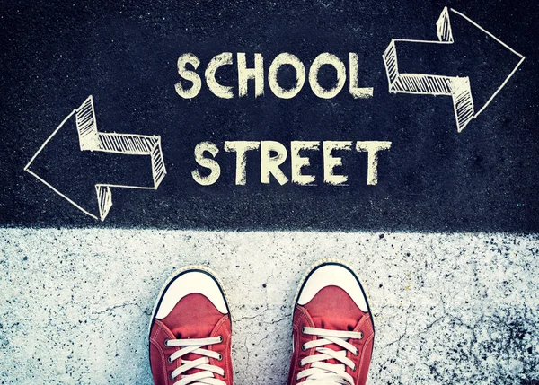 Skolan eller gatan — Stockfoto