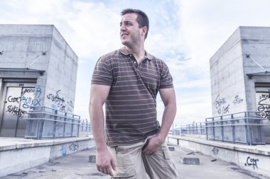 Kavram umurumda değil