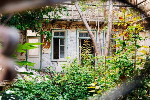 Oud Oranje Venster Het Huis — Stockfoto