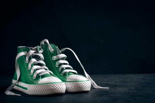 Retro green sneakers — Stock Photo, Image