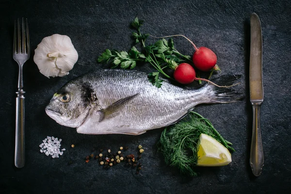 Raw glithead fish — Stock Image Raw glithead fish Royalty Free Stock Photos