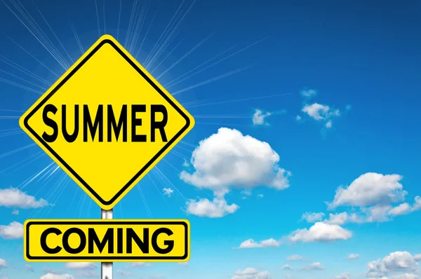 Summer coming sign — Stock Photo, Image