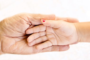 Eski el holding genç