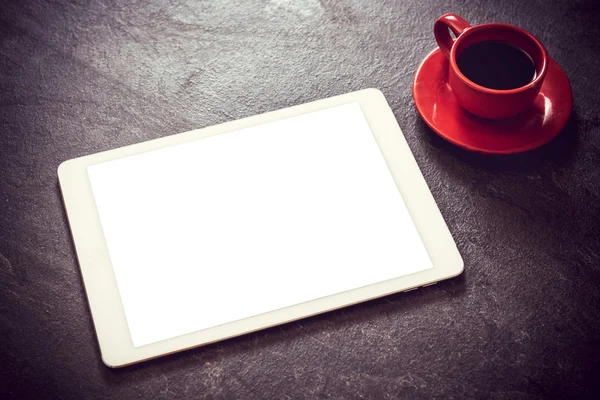 Tablette und Kaffee — Stockfoto