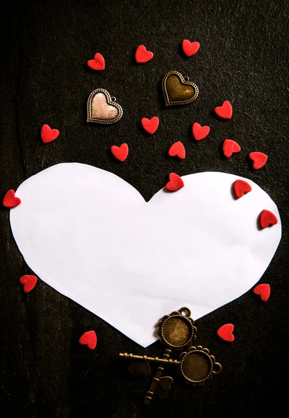 Blank heart shaped paper — Stock Photo, Image