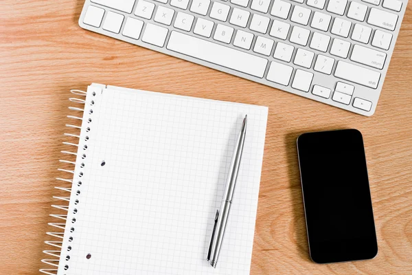 Office Desk with Keyboard and Notepad — Stock Photo, Image