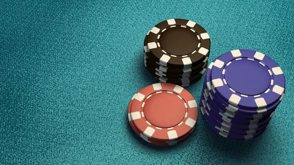 Foco de fichas de casino mesa azul — Fotografia de Stock