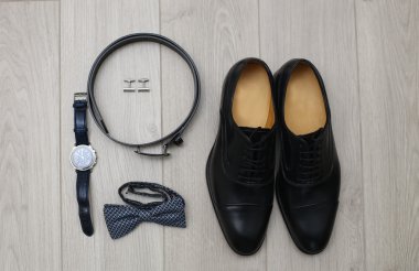 Set damat kelebek kemer kol düğmeleri saatler erkek aksesuarlar ayakkabılar