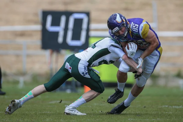 Vikings vs. Unicorns football game — Stock Photo, Image