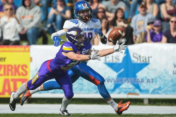 Vikings vs. Silverhawks football game — Stock Photo, Image