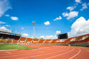2017 'de Bangkok Tayland' dan atletizm stadyumunda kırmızı koşu pisti başlama noktası