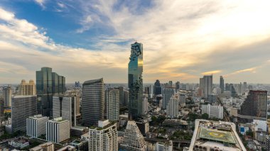 Bangkok Şehri - Tayland, Tayland 'ın şehir merkezindeki havadan görünüşlü şehir merkezi silueti