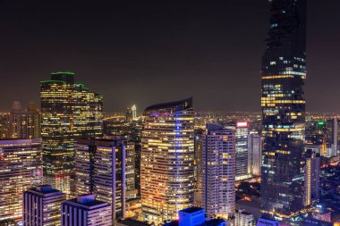 Metropolitan Bangkok şehrinin şehir merkezindeki gökyüzü 2017 'de Tayland - Tayland manzarası
