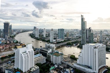 Tayland, Panoramik Şehir Tayland 'ın şehir merkezindeki Chao Phraya River Bangkok Virajı