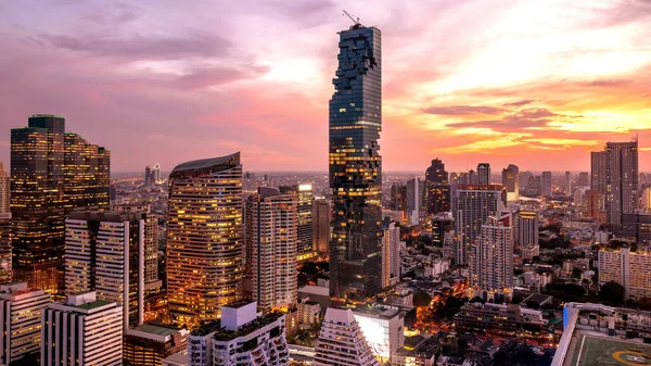 Hermoso Paisaje Urbano Atardecer Ciudad Bangkok Por Noche Paisaje Tailandia — Foto de Stock