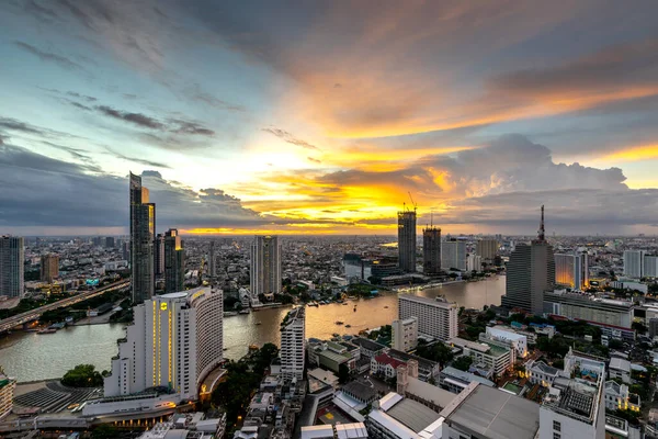 Night Metropolitan Beautiful Sunset Curve Chao Phraya River Long Exposure — Stock Photo, Image