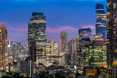 Bangkok Şehri - Havadan manzara güzel gün batımı Bangkok şehri Tayland şehir merkezi gökyüzü, gece şehir manzarası, Bangkok Tayland manzarası