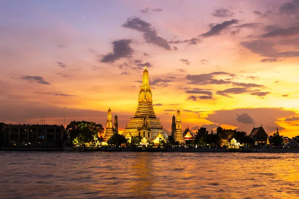 Güzel Gün Batımı Wat Arun Tapınağı Chao Reynaya Nehri Manzara — Stok fotoğraf