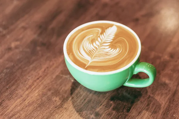 Cappuccino Café Art Chaud Dans Une Tasse Sur Fond Table — Photo