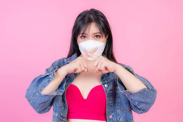 Asian Girl Wearing Face Mask Show Stop Hands Gesture Stop — 스톡 사진