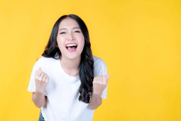 Retrato Bela Mulher Asiática Feliz Animado Com Felicidade Comemorando Sucesso — Fotografia de Stock