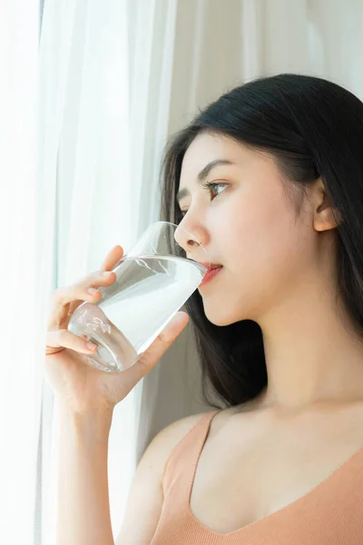 Schöne Schönheit Frau Asiatische Süße Mädchen Fühlen Sich Glücklich Trinken — Stockfoto