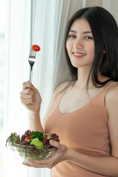 Beautiful Beauty Woman Asian Cute Girl Feel Happy Eating Diet — Stock Photo, Image