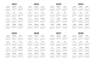 Takvim 2021, 2022, 2023, 2024, 2025, 2026, 2027, 2028, beyaz arka planda siyah harfler, Pazar günleri kırmızı işaretli, yıllar yan yana