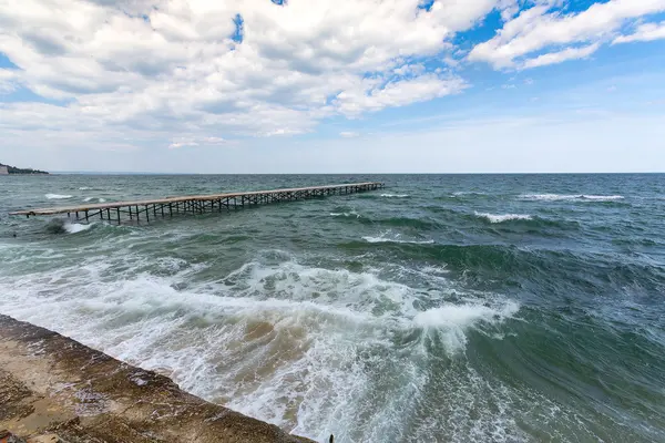海嵐とサーフの水しぶき — ストック写真